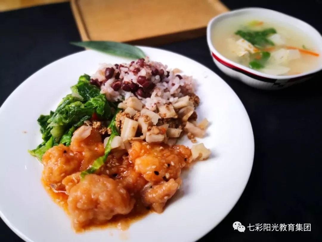 餐桌物语苹果版红苹果餐桌及价格图片大全
